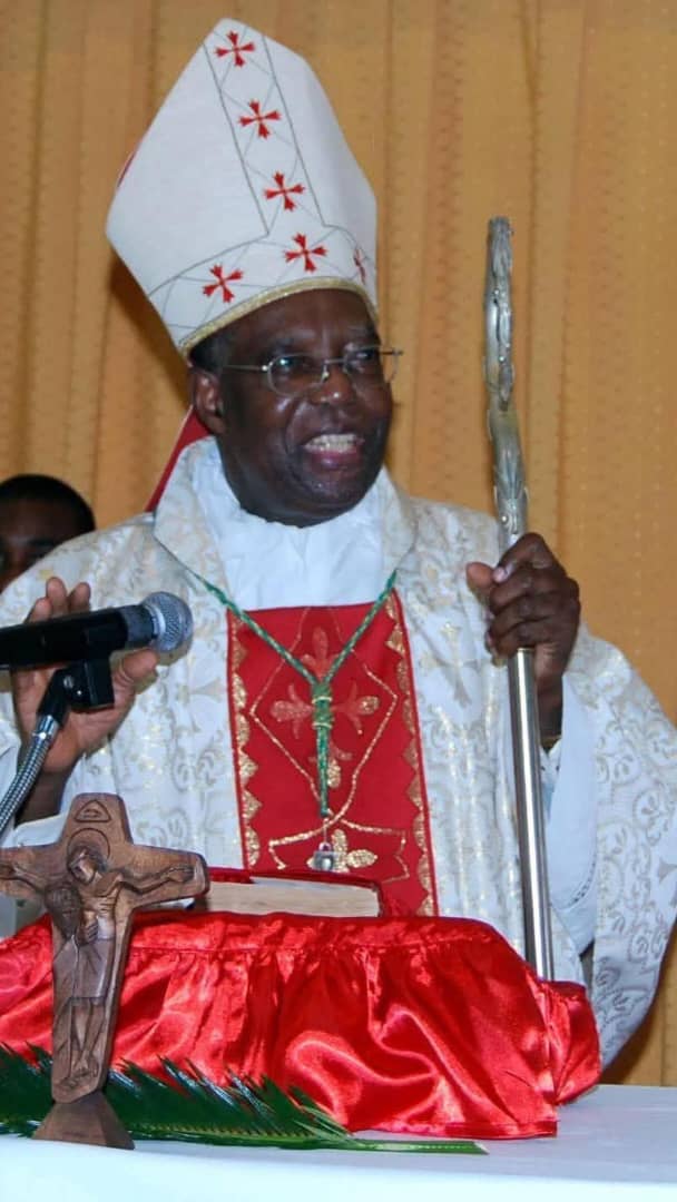 Mgr Adalbert Ndzana s’est éteint : l’Église de Mbalmayo en deuil