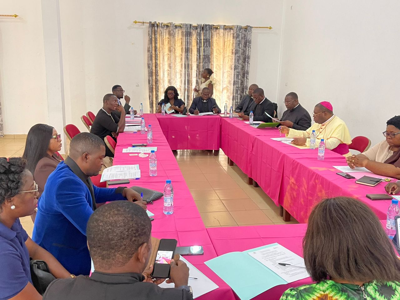 POUR UNE BONNE GESTION DES MÉDIAS LORS DES ÉVÉNEMENTS ECCLÉSIAUX