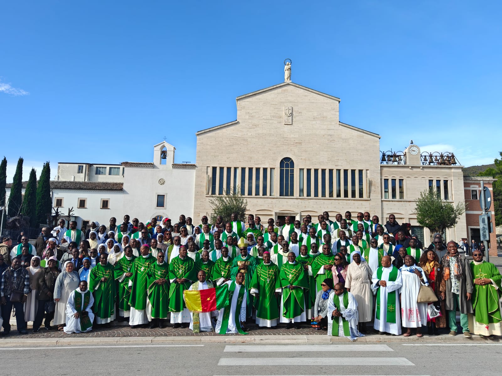 LES PELERINS CAMEROUNAIS A ROME, EN ITALIE